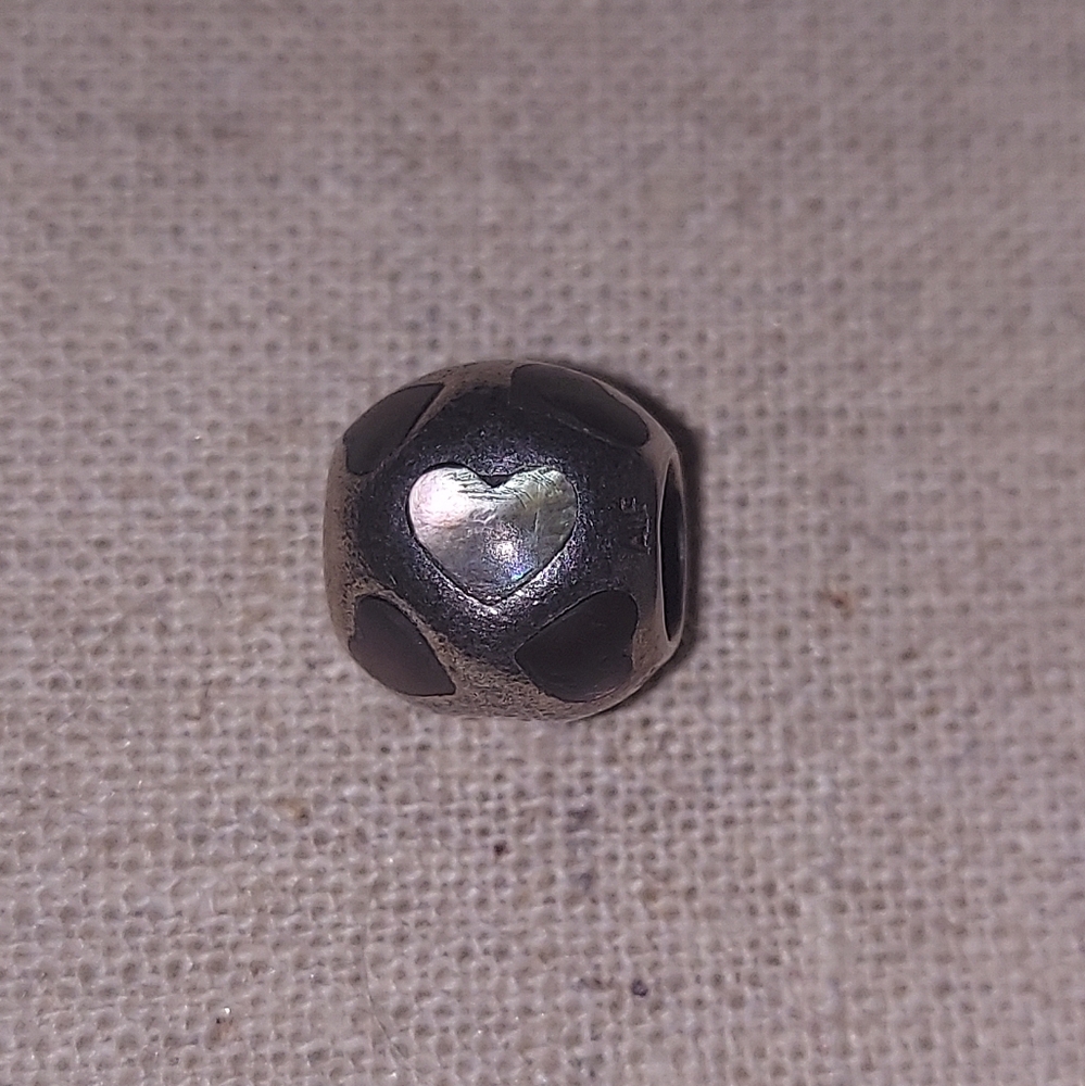 Pandora Heart Bead